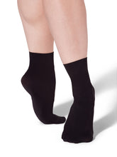 Load image into Gallery viewer, Capezio Silky Sock Adult