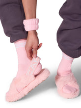 Load image into Gallery viewer, Capezio Varsity Plush Slipper Adult