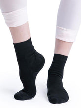 Load image into Gallery viewer, Capezio Lifeknit Sox Ladies