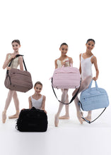 Load image into Gallery viewer, Nikolay Large Road Bag
