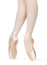 Load image into Gallery viewer, Bloch Flexus (Kaia) Pointe Shoe
