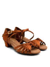 Load image into Gallery viewer, Capezio Valentia Ballroom Shoe Child
