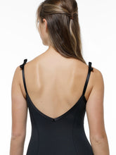 Load image into Gallery viewer, Suffolk Park Avenue Pinch Front Camisole Ladies
