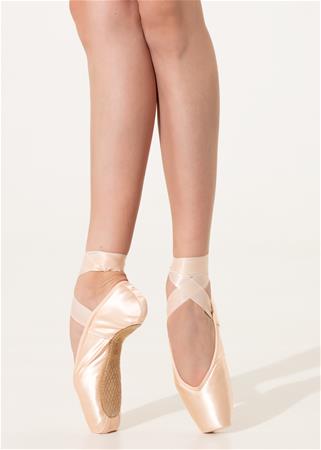 Nikolay Maya I Hard Pointe